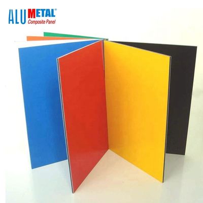 1570 mm 3 mm Aluminiowy panel kompozytowy Sufit Złoty arkusz Acp do wnętrz 5800 mm