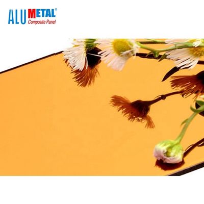 1220 X 2440 mm Złoty aluminiowy kompozytowy arkusz lustrzany B1 o grubości 0,5 mm z HDPE