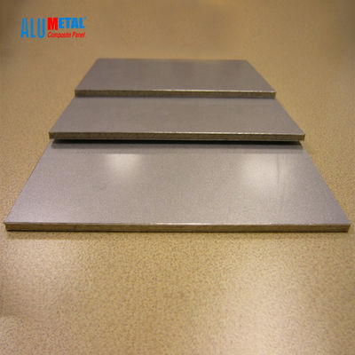 6mm PVDF 2000mm Aluminiowa przegroda z panelem kompozytowym Okładzina przeciwdeszczowa Powierzchnia szczotkowana