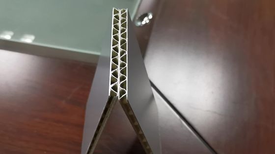Panele dachowe z falistej aluminiowej blachy falistej ACP o grubości 8 mm 1500 mm Połysk SGS