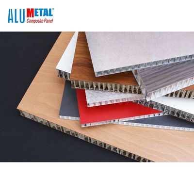 Powłoka PVDF Plastikowa płyta okładzinowa o strukturze plastra miodu 200 mm 1300 mm